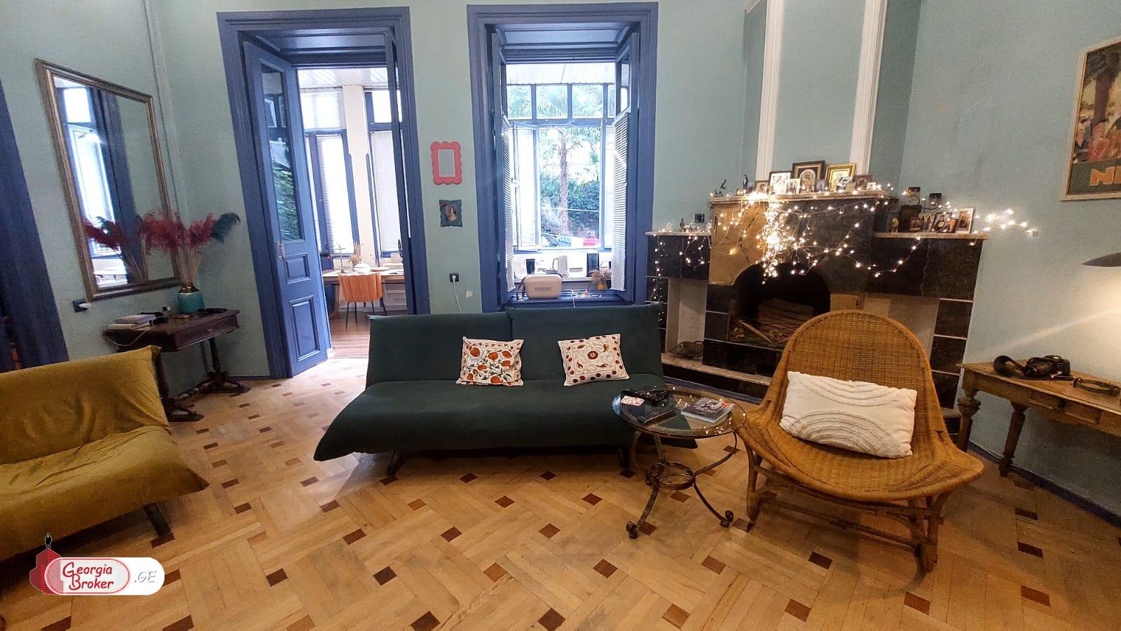 nearly repaired 4-room apartment for rent